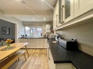 Fridge, microwave, oven, stovetop - Upper Beeches, Oakhill, Somerset (Oakhill)