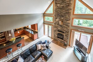 Smart TV, fireplace, video games, DVD player
