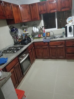 Fridge, microwave, oven, stovetop - Beautiful apartment located in the center of the city  (Santo Domingo Este)