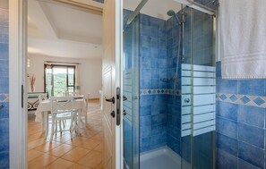 Bathtub - Vignola Baia dei Mirti B4 (Vignola Mare -SS-)