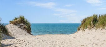 Awesome home in Blåvand with kitchen