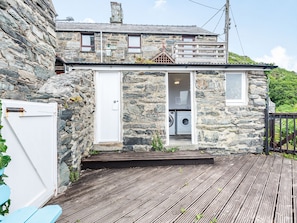 Exterior - GORONWY COTTAGE, pet friendly, country holiday cottage in Barmouth (Barmouth)