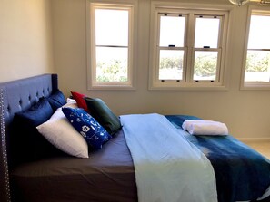 6 bedrooms, iron/ironing board, free WiFi, bed sheets