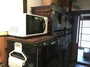 Fridge, microwave, stovetop, cookware/dishes/utensils - Kyomachiya whole house reserved with openair bath / Kyoto Kyōto (Kyoto)