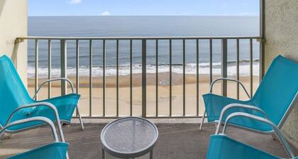 Come Stay at This Beautiful Unit From HGTV's - Island Life!