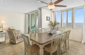 تناول الطعام