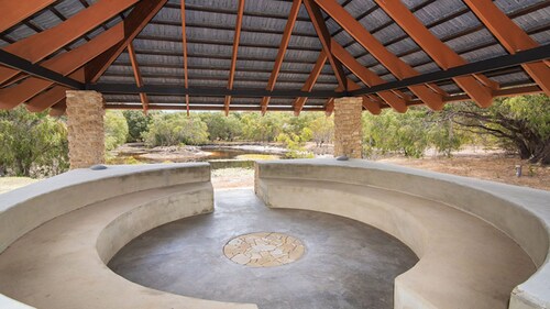 Yallingup Retreat - *Romantic, overlooking a lake, secluded*