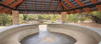 Yallingup Retreat - *Romantic, overlooking a lake, secluded*