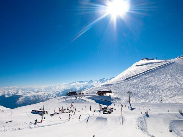 Snow and ski sports - 2-Room Apartment for 6 with Pool (Vignec)
