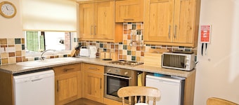 Hollybush Cottage - E2800