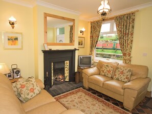 Fireplace - Hollybush Cottage - E2800 (Denford, near Leek)