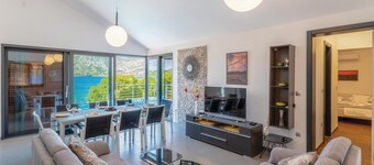 Awesome home in Kneze