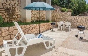 Outdoor dining - 1 bedroom amazing apartment in Senj (Senj)