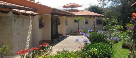 Jardines del alojamiento