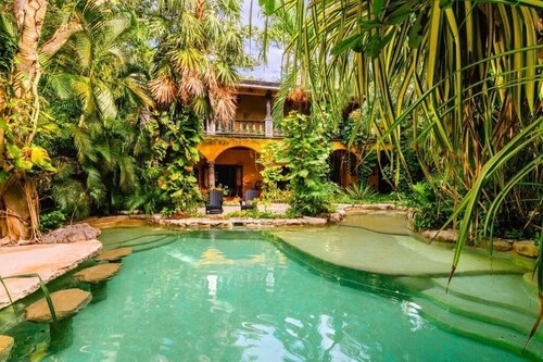 BEAUTIFUL VILLA MEXICAN HACIENDA STYLE, WALKING DISTANCE TO  XCARET PARKS