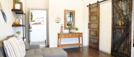 تلفزيون، مكتب