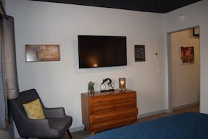 1 bedroom, WiFi, bed sheets - Rivers Edge Lofts - Unit 9 (Niles)
