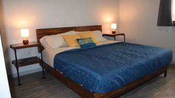1 bedroom, WiFi, bed sheets