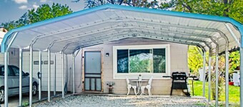 Harvey’s House - Peaceful Fort Gibson lake area studio w/ carport on 3 acres