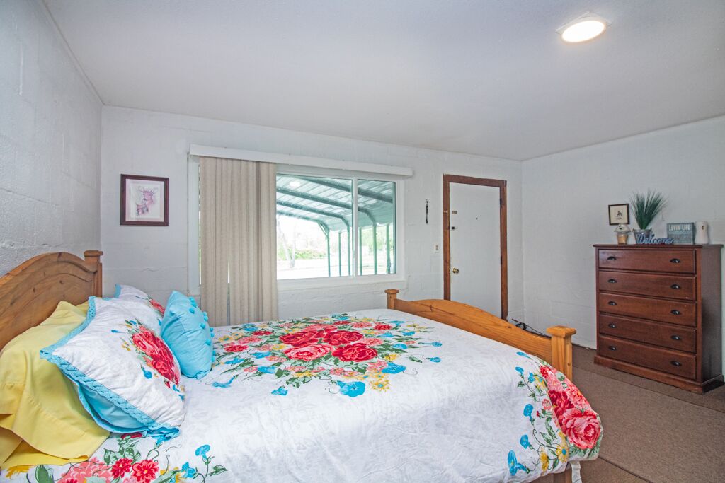 1 chambre, coffres-forts dans les chambres, bureau