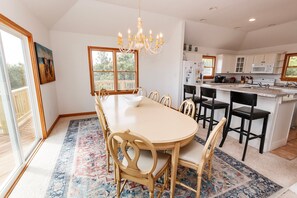 Dining - Oceanside, Pool, Hot Tub, Close to Beach, OH1, Silver Sandcastle (Corolla)