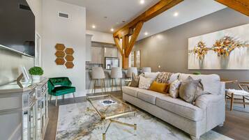 Télévision, chaîne hi-fi