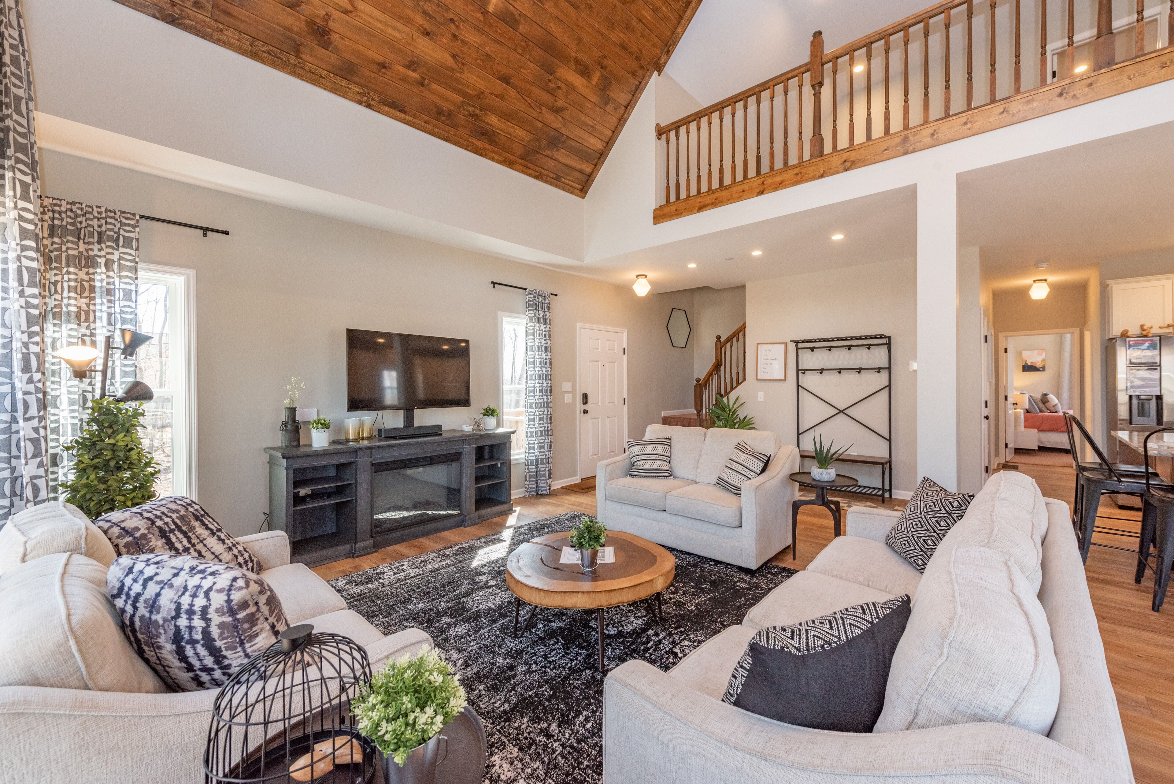 Smart TV, fireplace, DVD player