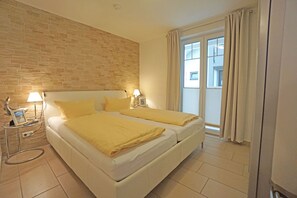 2 bedrooms, WiFi, bed sheets