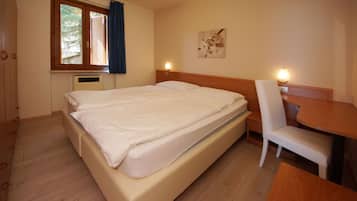 1 camera, Wi-Fi, lenzuola