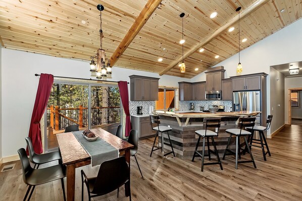 Dining - Luxury NEWLY Built Single Story Log Cabin! 4 BR 3 Bath! Highly Desired Fox Farm Location! GAME TABLE! Short Drive to Resorts, Lake, and Big Bear Village! (Big Bear Lake)