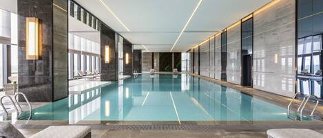 Indoor pool, sun loungers