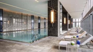 Indoor pool, sun loungers
