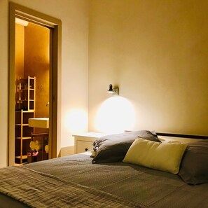 3 soverom, strykejern/-brett, wi-fi og sengetøy