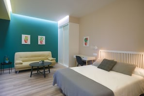 Perhehuone | Yksilöllisesti sisustettu, yksilöllisesti kalustettu, ilmainen Wi-Fi