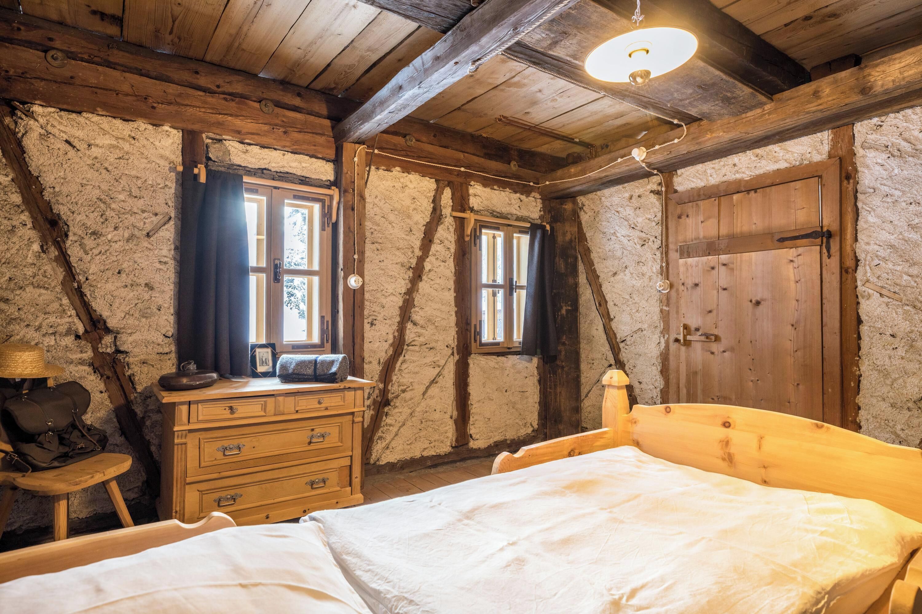 6 Schlafzimmer, Bügeleisen/Bügelbrett, kostenloses WLAN, Bettwäsche