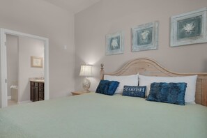 3 bedrooms, iron/ironing board, free WiFi, bed sheets - ⭐Walk to Beach and Restaurants-Gulf Views-Pool+Hot Tub-3BR Alerio C303⭐ (Miramar Beach)