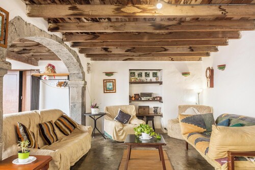 Holiday Home "Casa Pollo Buen Lugar" with Rustic Charme & Terrace