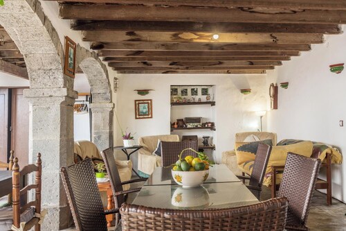 Holiday Home "Casa Pollo Buen Lugar" with Rustic Charme & Terrace