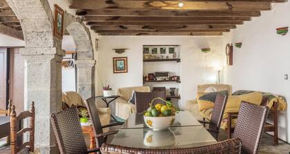 Holiday Home "Casa Pollo Buen Lugar" with Rustic Charme & Terrace