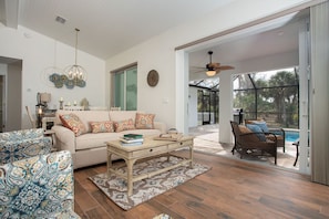 Smart TV, fireplace, books, offices