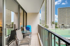 Condo, 1 Bedroom | Property grounds - Deluxe Condo with Recreation Deck View, Free parking & WiFi (Honolulu)