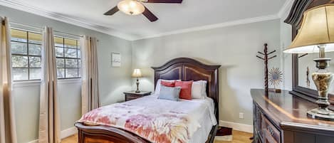2 bedrooms, iron/ironing board, free WiFi, bed sheets