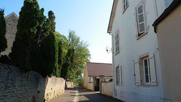 Enceinte de lâhĂ©bergement