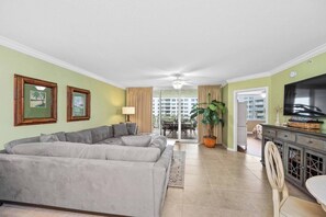 Smart TV, DVD player