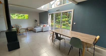 Maison contemporaine et son jardin paysagé à Carnac