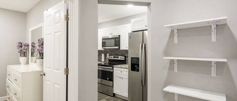 Appartamento Comfort | Area soggiorno | TV a schermo piatto