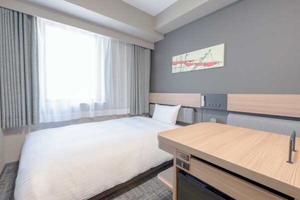 1 bedroom, desk, free WiFi, bed sheets - Breakfast included Single 2 person plan nonsmo / Yokohama Kanagawa (Yokohama)