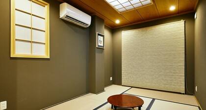 90 Entire house for rent MUSASHI Condo Yotsuya / Shinjuku-ku Tokyo