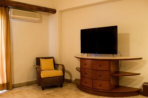 1 habitación y caja de seguridad en la habitación 