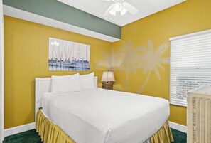 3 عدّة غرف نوم ومكواة/لوح كي وواي فاي وملاءات أسرّة